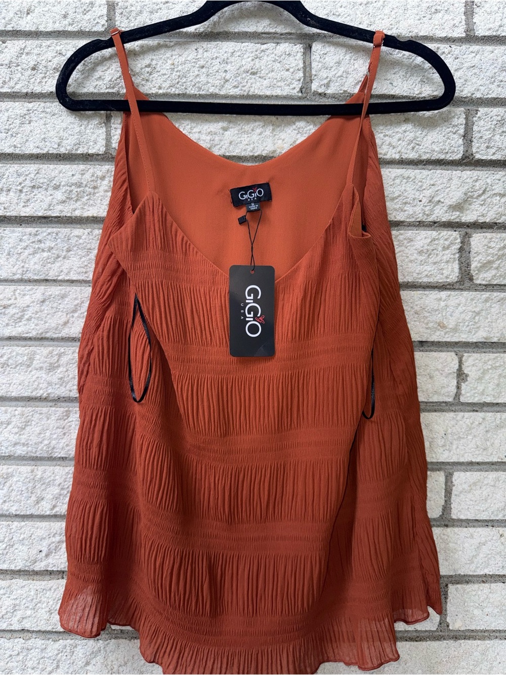 GIGIO Women's Rust Textured Spaghetti Strap Tank